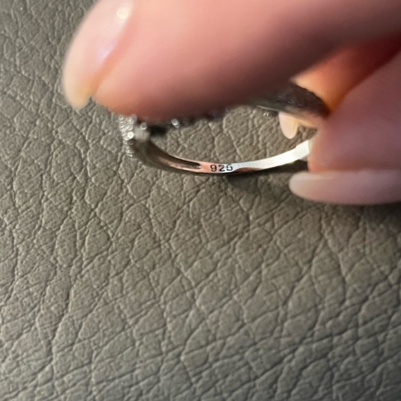 Charmed Aroma | Size 8 Ring - Picture 5 of 7